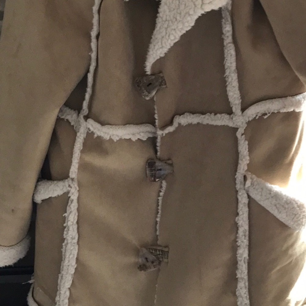 Women's Tan handmade Cuddly coat Made In Usa - Picture 3 of 9